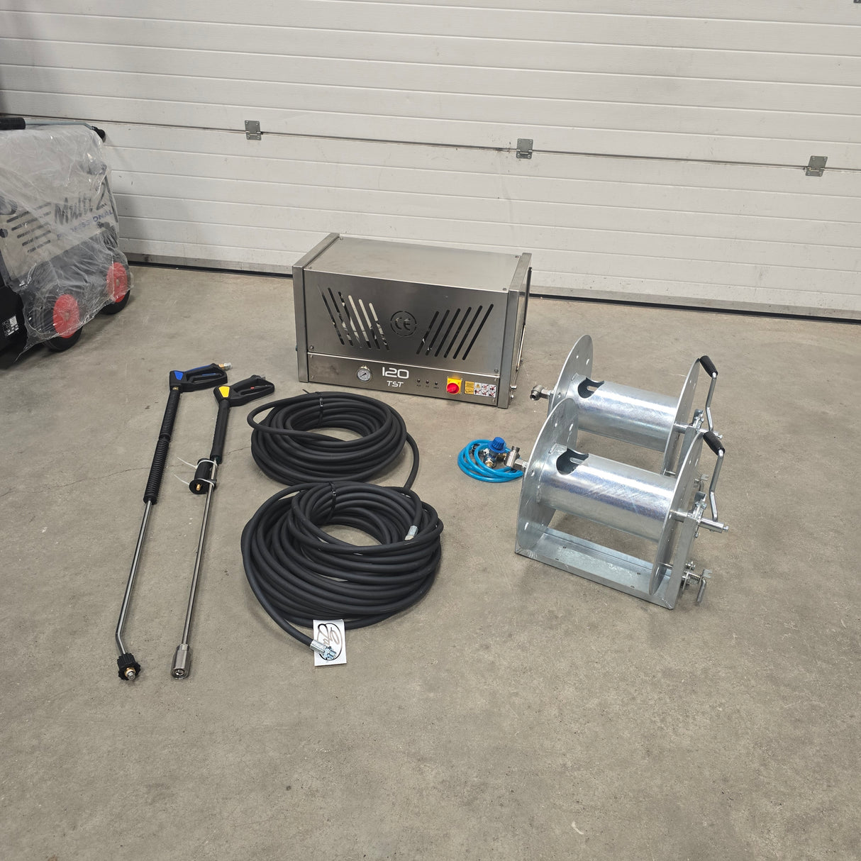 Stainless-Steel Wall-Mounted Pressure Washer – Twin Reel Pro Bundle