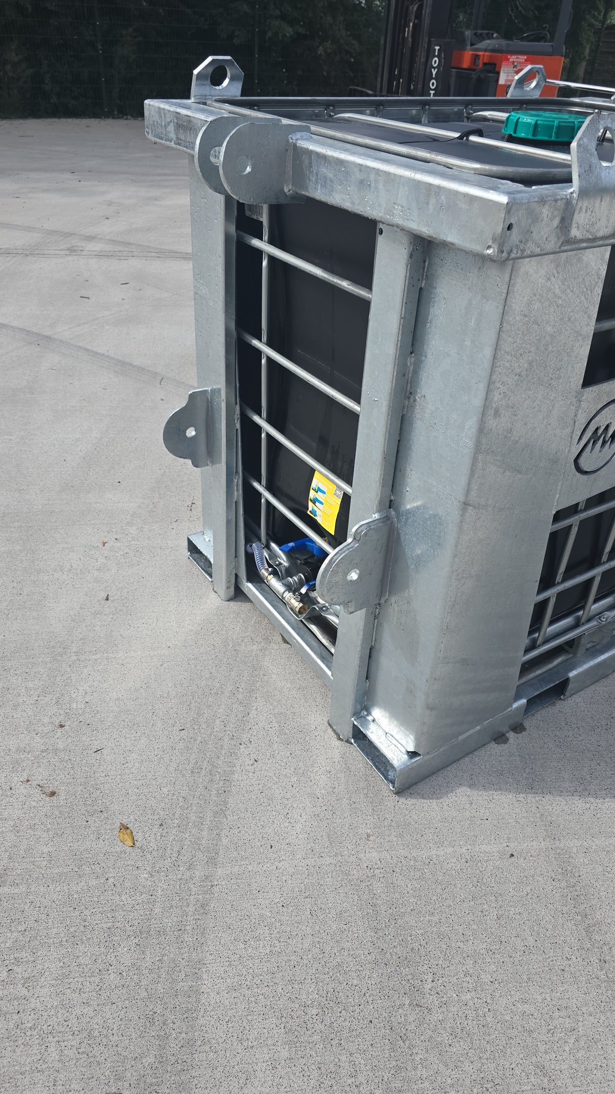 Multi IBC Cube Pressure Washer
