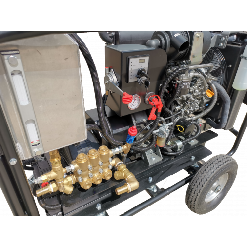 3-Cylinder Yanmar Pressure Washer 40LPM/3000 PSI